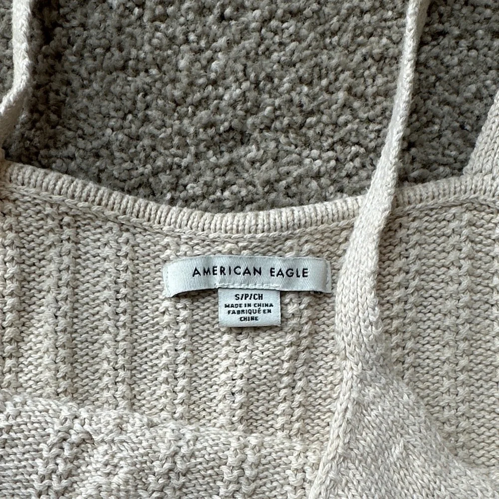 American Eagle Outfitters Cream Cable-Knit Cropped Tank - Picture 2 of 3
